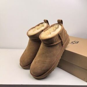 Women’s Ugg Classic Ultra Mini Boots Chestnut